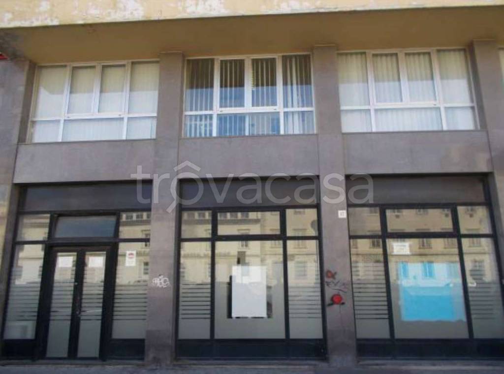 Ufficio in vendita a Livorno via scali Manzoni 13/25