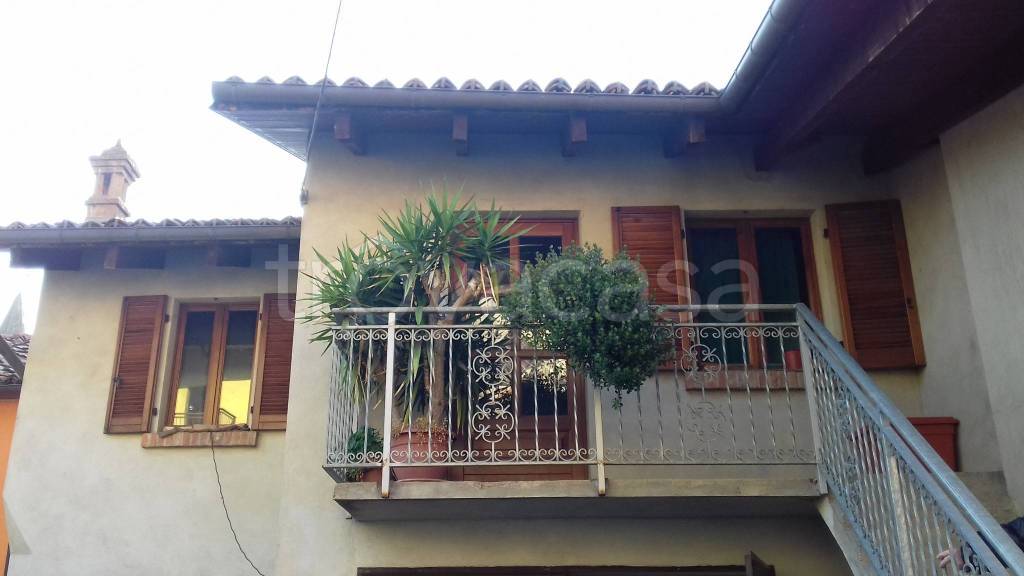 Appartamento in vendita a Corneliano d'Alba via Torino