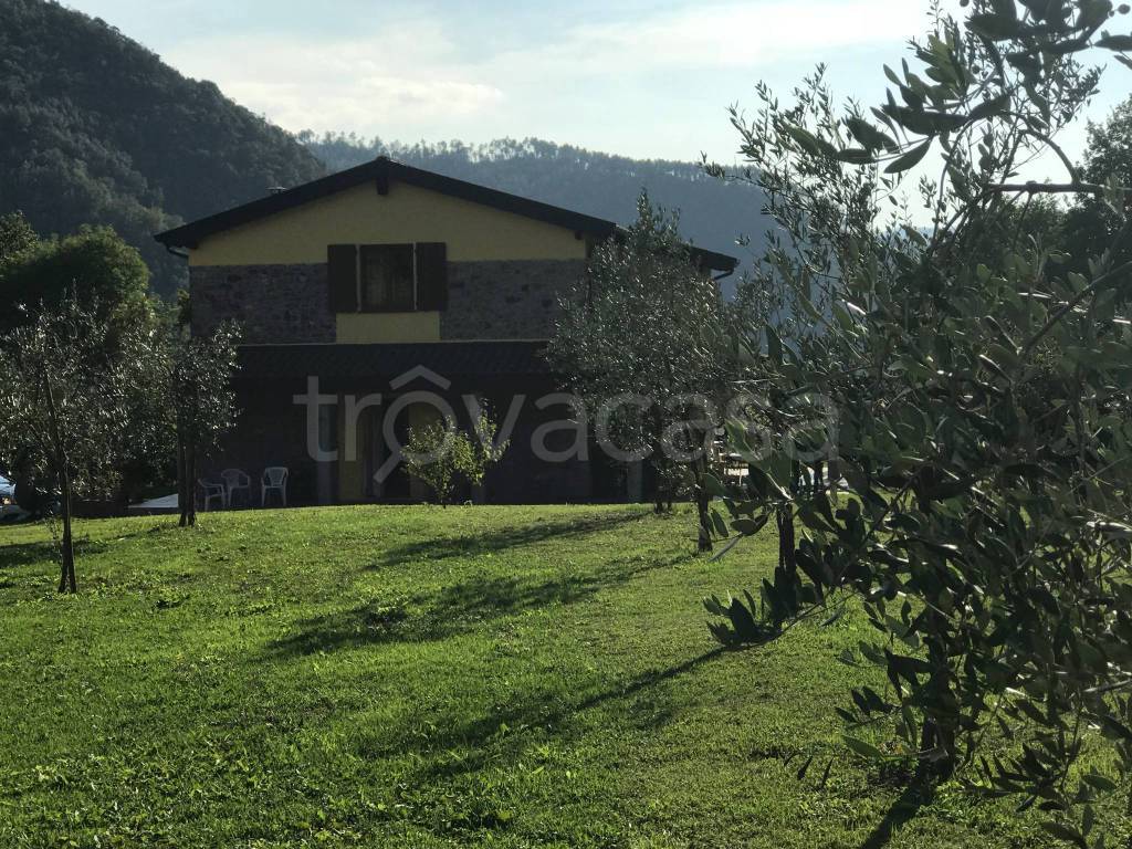 Villa in in vendita da privato a Rocchetta di Vara via Rocchetta