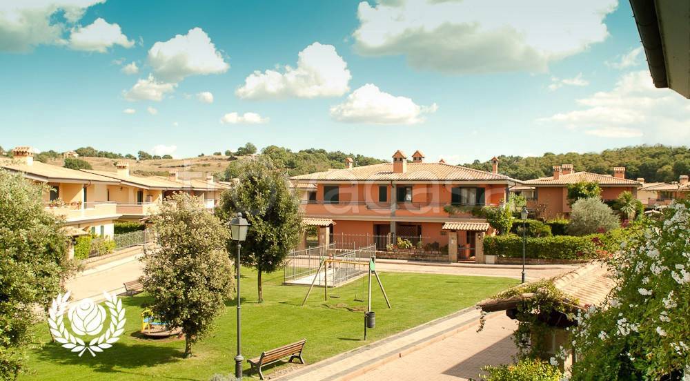 Villa Bifamiliare in vendita a Monterosi