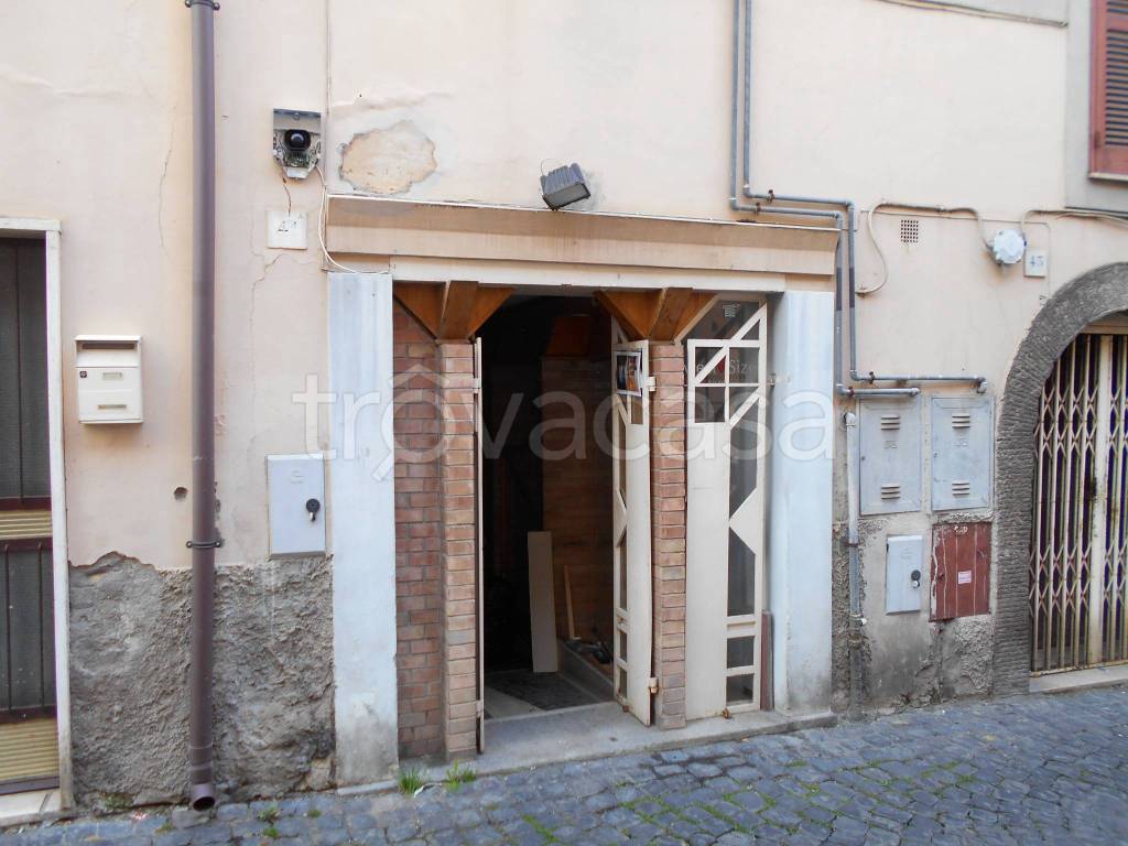 Negozio in vendita a Monte Porzio Catone via Giuseppe Verdi, 41/a