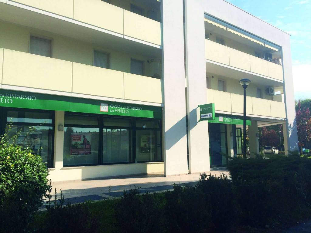 Filiale Bancaria in vendita ad Abano Terme via Marzia 78