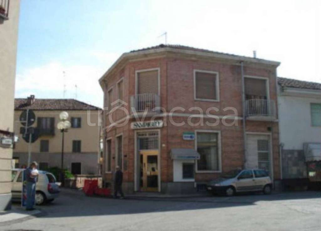 Appartamento in vendita a Mombercelli piazza Alfieri 27