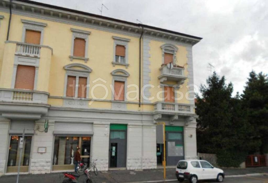Filiale Bancaria in vendita a Monfalcone via Cosulich 113