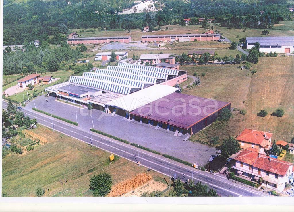 Capannone Industriale in vendita a Silvano d'Orba via Ovada