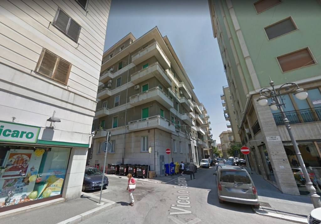 Appartamento in vendita a Foggia via Ettore Valentini