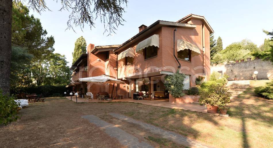 Villa in vendita a Siena