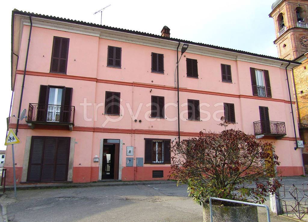 Appartamento in vendita a Sannazzaro de' Burgondi via Roma, 77