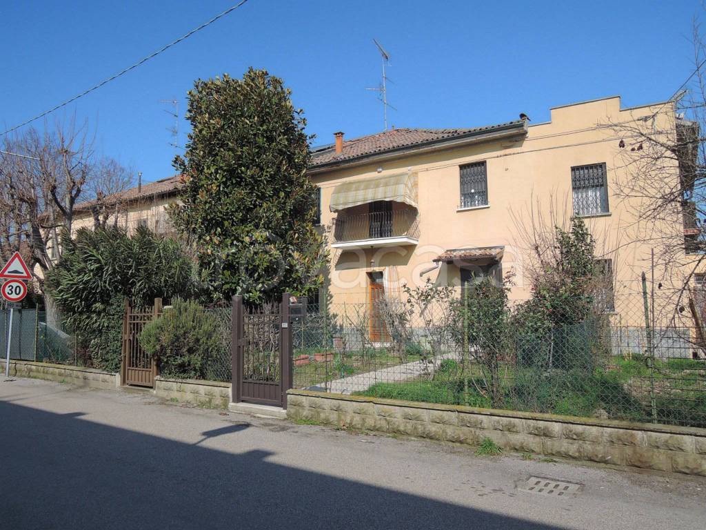 Casa Indipendente in vendita a San Giorgio di Piano via Vincenzo Bellini