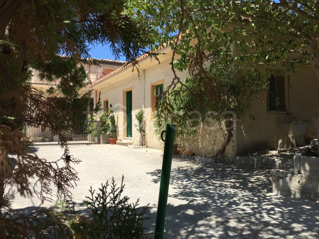 Casa Indipendente in in vendita da privato a Sambuca di Sicilia sp44, 1