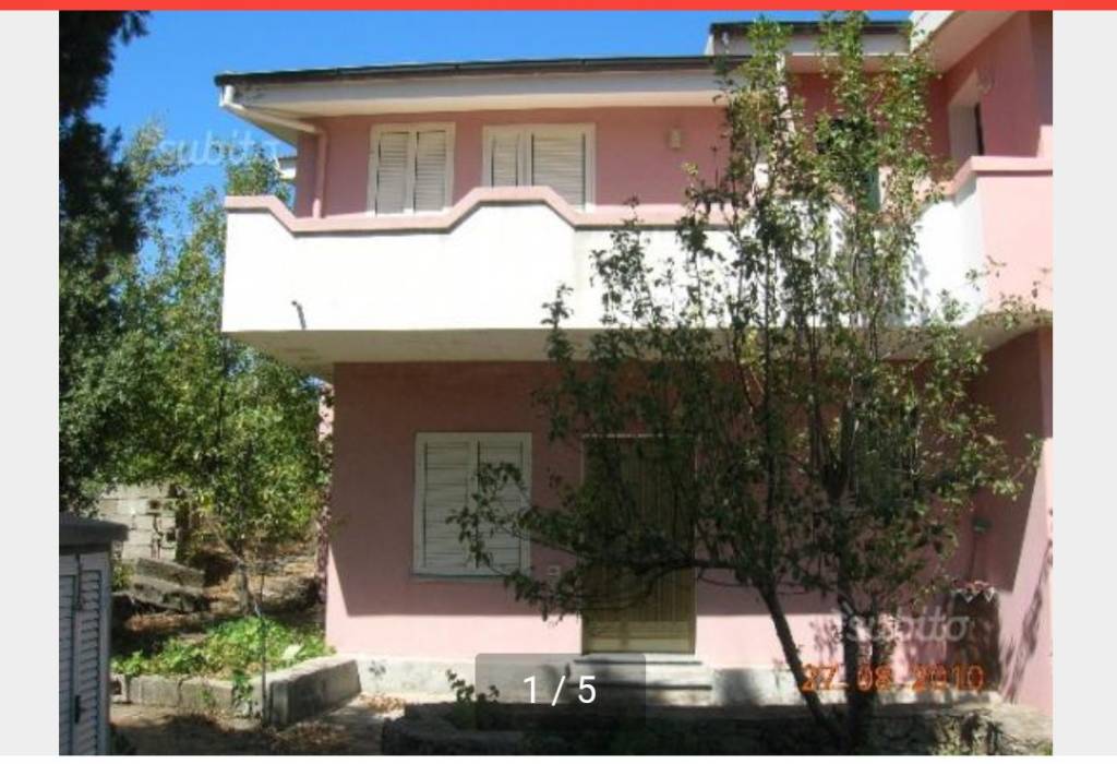 Villa a Schiera in in vendita da privato a Lodè corso Padre Pio