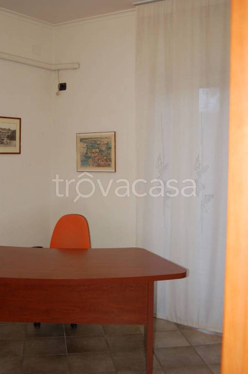 Ufficio in in affitto da privato a Cercola corso Domenico Riccardi, 35