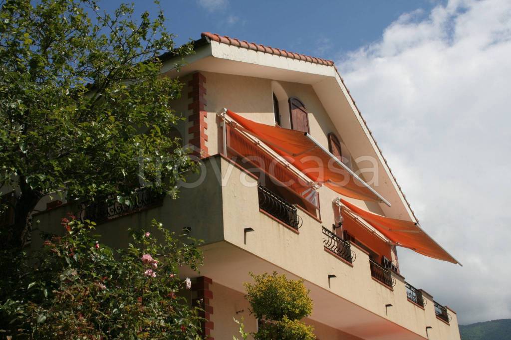 Villa Bifamiliare in vendita a Pigna