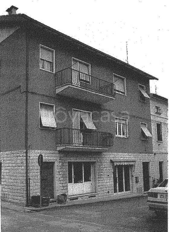 Casa Indipendente in in vendita da privato a San Lorenzo in Campo via Pola, 6