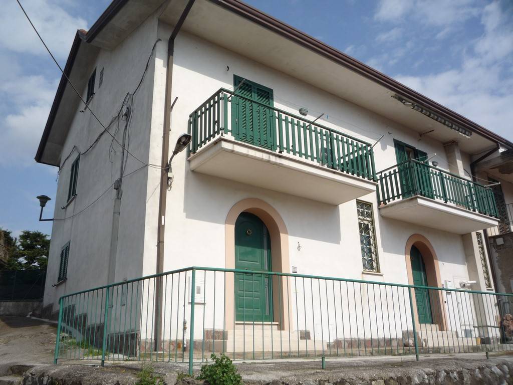 Casa Indipendente in vendita a Ceccano strada Regionale di Frosinone e Gaeta