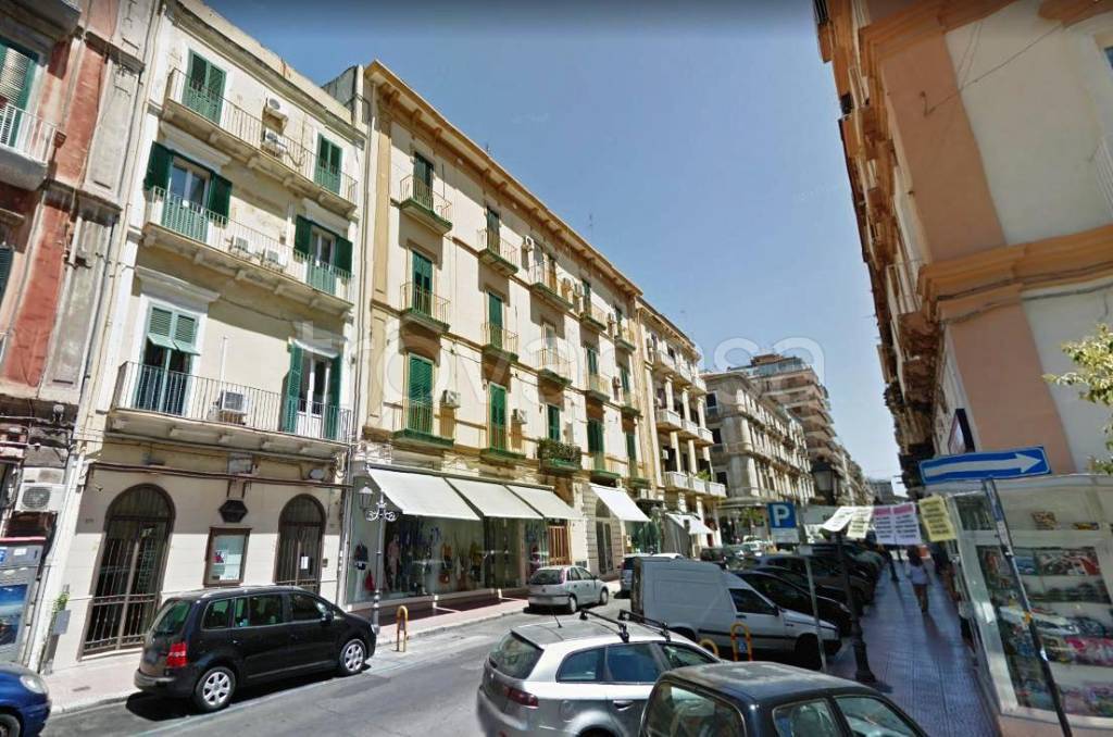 Appartamento in vendita a Taranto via Anfiteatro, 179