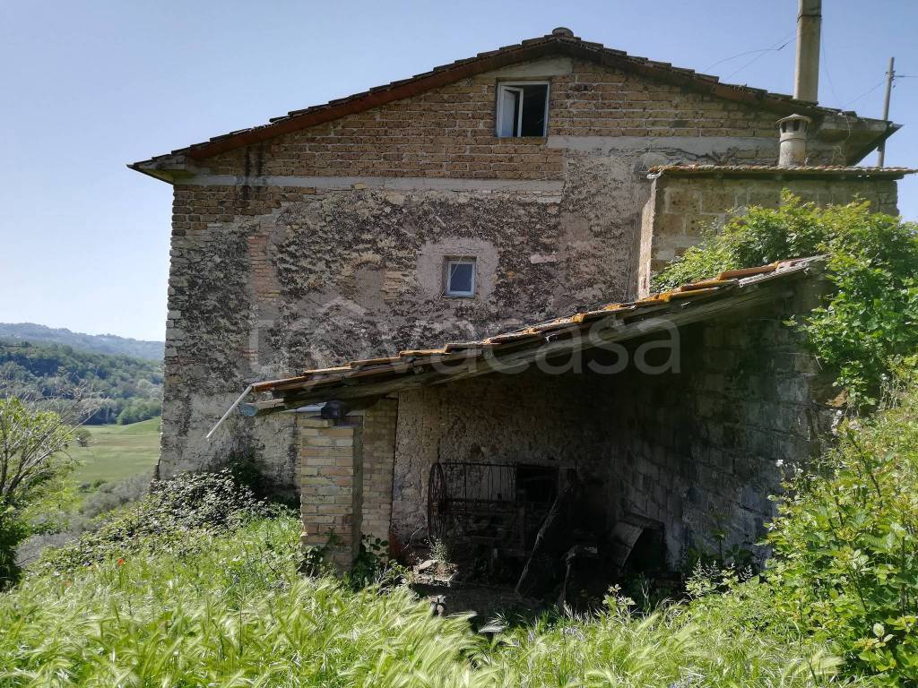 Colonica in vendita a Tarano villa Brunna