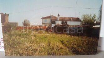Terreno Residenziale in vendita a Costa di Rovigo via Martiri della Resistenza