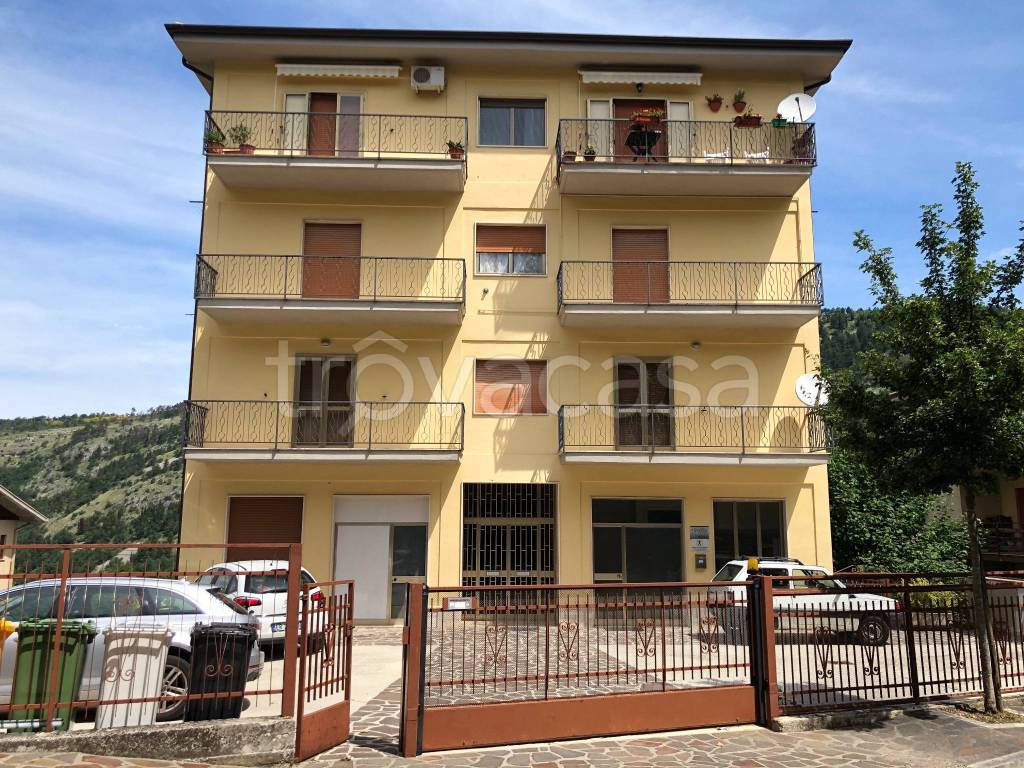 Appartamento in in vendita da privato a Caramanico Terme viale della Libertà, 23