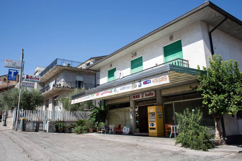 Bar in in vendita da privato a Nereto via Giacomo Matteotti, 123