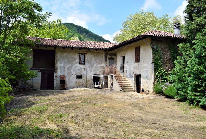 Colonica in vendita a Vesime regione Gerbazzo