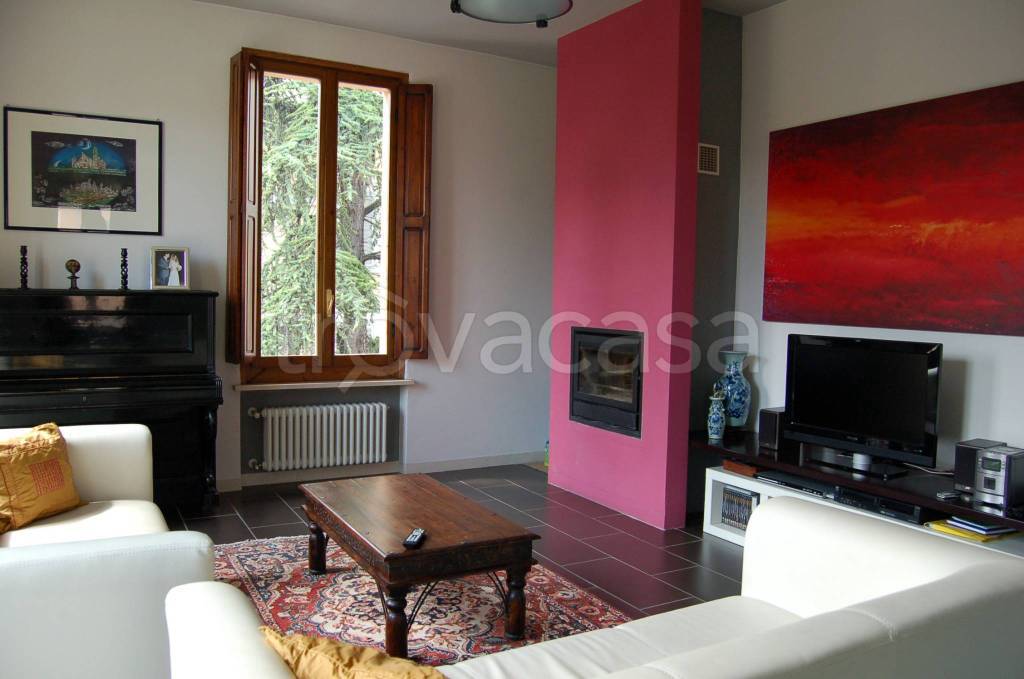 Appartamento in vendita a Parma via Emilia Est