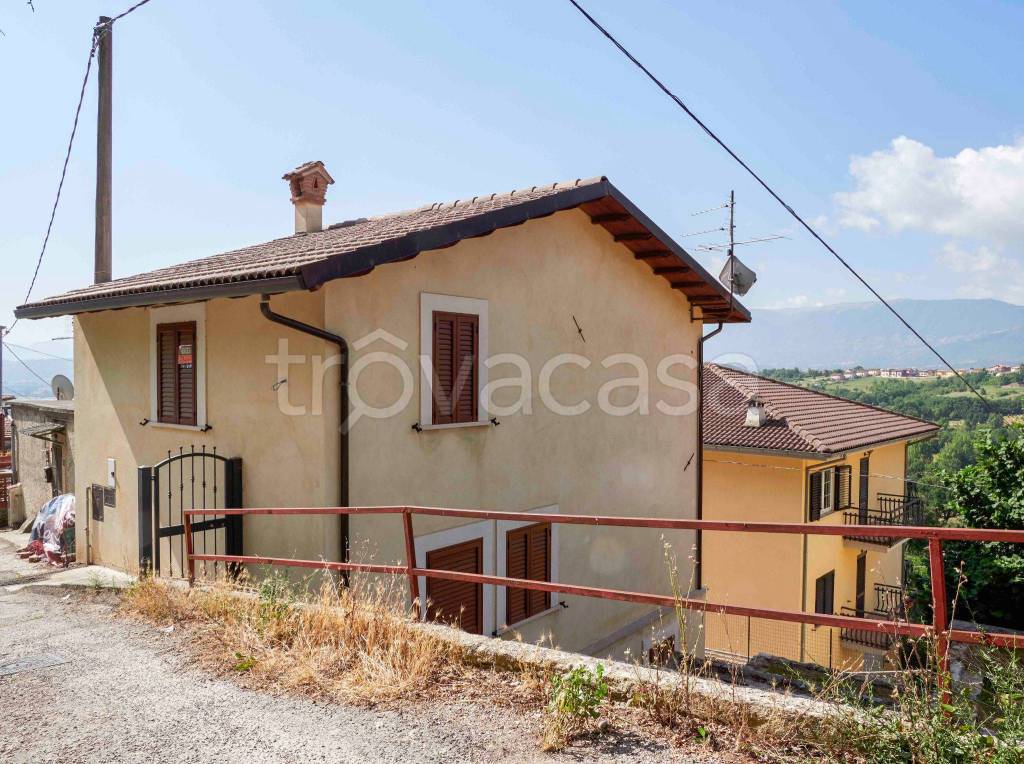 Villa in in vendita da privato a L'Aquila via San Giovanni, 12