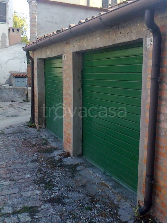 Garage in vendita a Fiscaglia via Foro Boario, 6