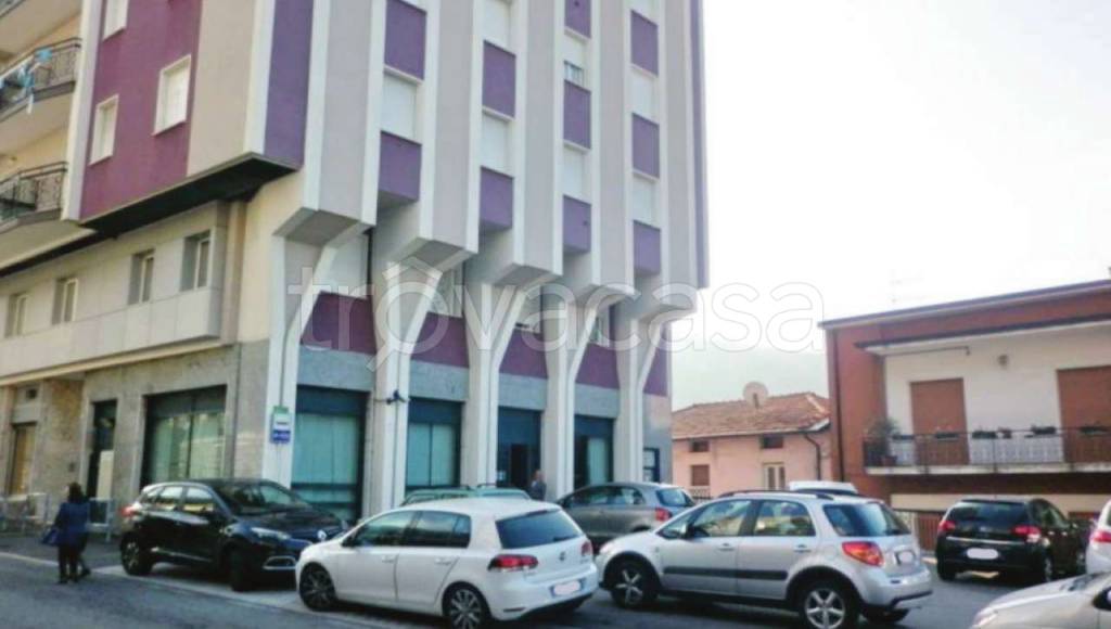 Filiale Bancaria in vendita a Lumezzane via Virgilio Montini snc