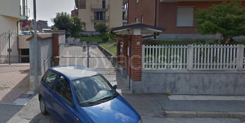 Garage in vendita a Poirino via Pralormo, 1