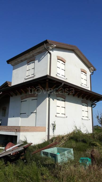 Villa Bifamiliare in vendita a Chioggia via 1 Maggio