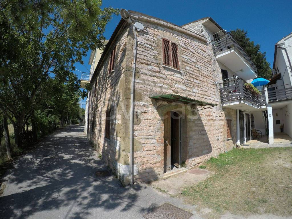 Villa in in vendita da privato a Sassoferrato località Monterosso