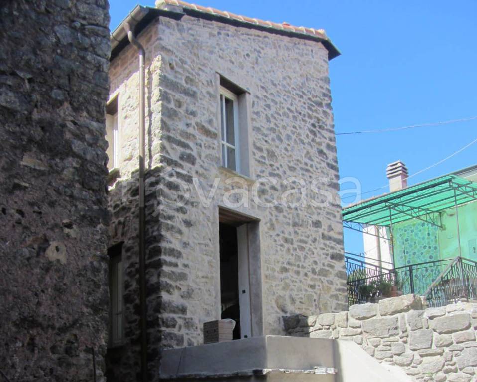 Casa Indipendente in vendita a Riccò del Golfo di Spezia via San Genesio