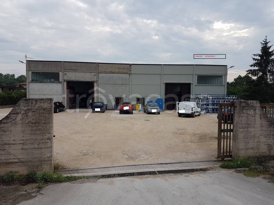 Capannone Industriale in vendita a Ceccano via Gaeta