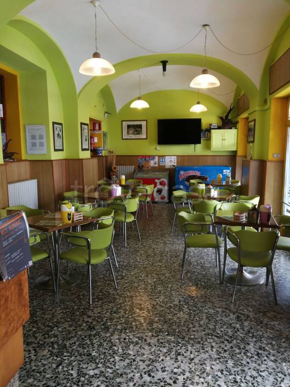 Bar in in vendita da privato a Valdilana piazza Italia, 5