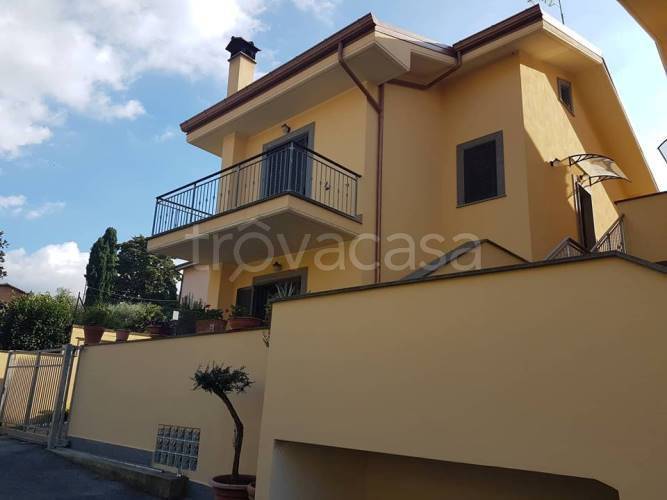 Villa a Schiera in vendita a Grottaferrata viale Vittorio Veneto