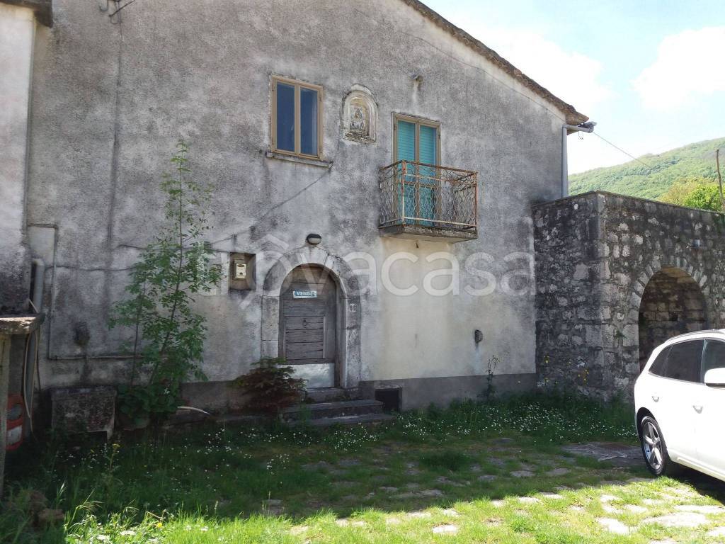 Casale in in vendita da privato a Cusano Mutri contrada San Giuseppe, 10