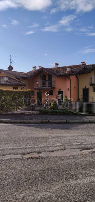 Casa Indipendente in in vendita da privato a Costa Serina via San Lorenzo, 33