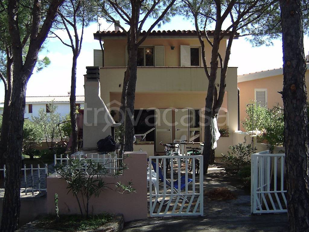 Villa a Schiera in in vendita da privato a Posada piazza Baronia, 1