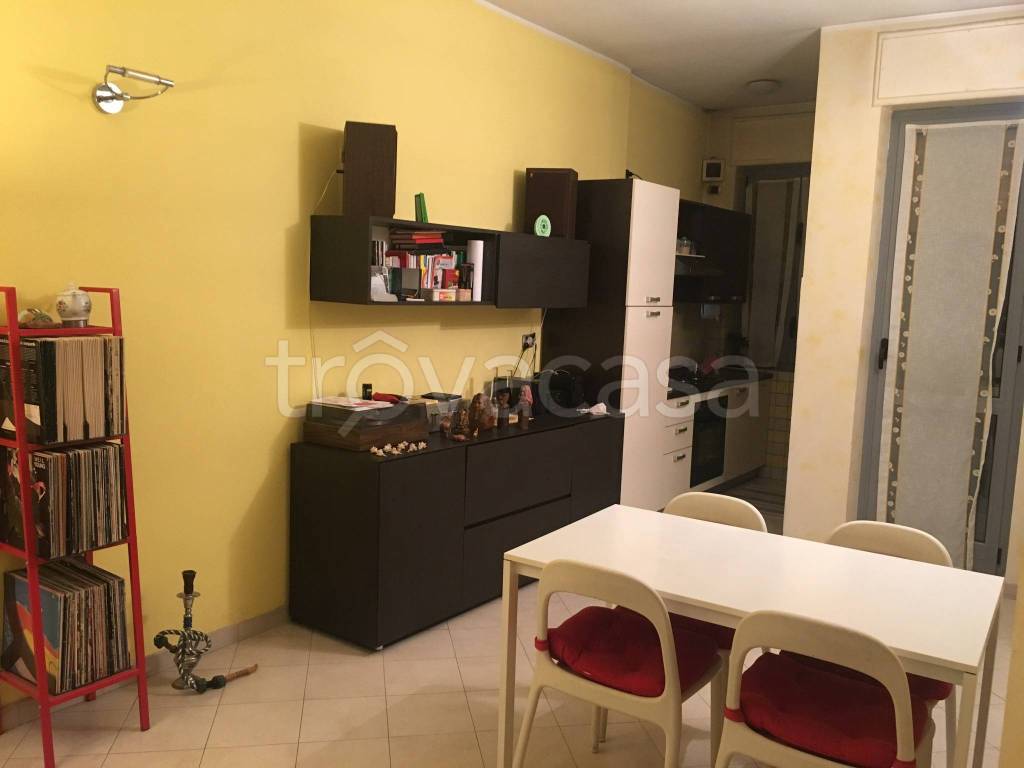 Appartamento in vendita a Rivoli via Cervino, 23