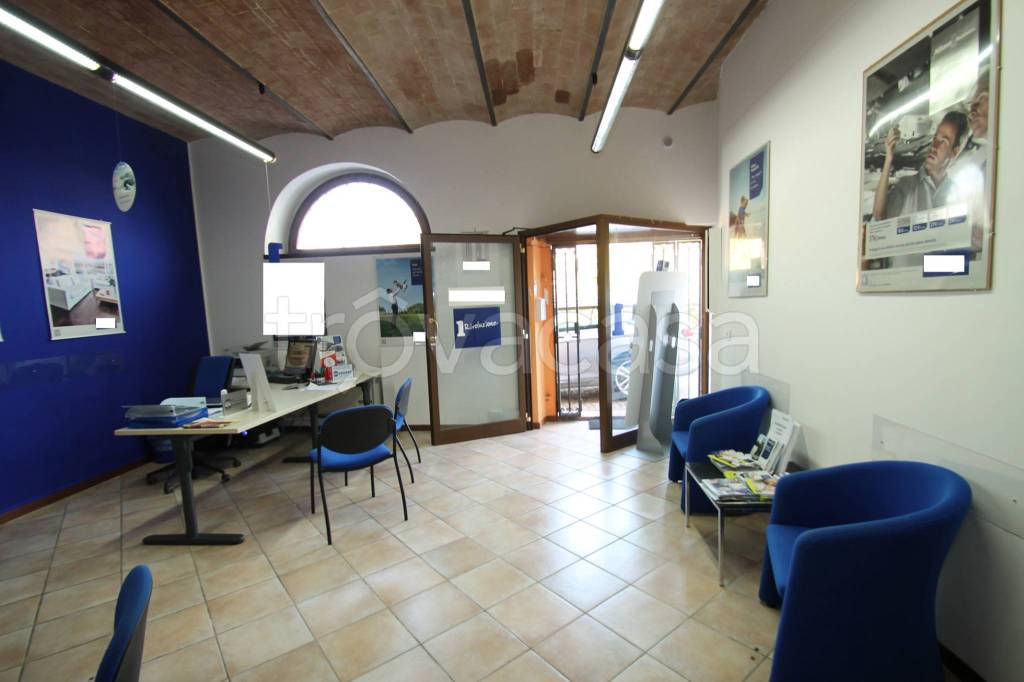 Ufficio in affitto a Fabriano piazza Giuseppe Garibaldi, 28