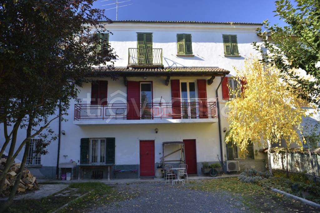 Villa a Schiera in vendita a Capriata d'Orba via Prato d'Orba