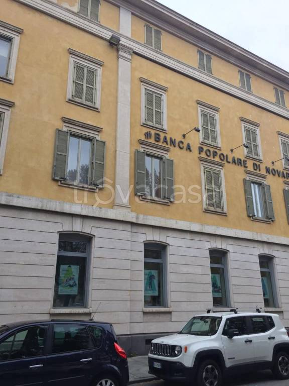 Appartamento in vendita a Pinerolo piazza Vittorio Veneto