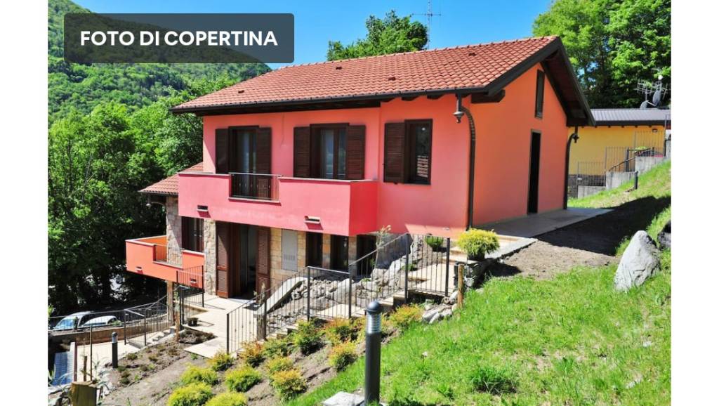 Villa in in vendita da privato a Valbrona via Vittorio Veneto