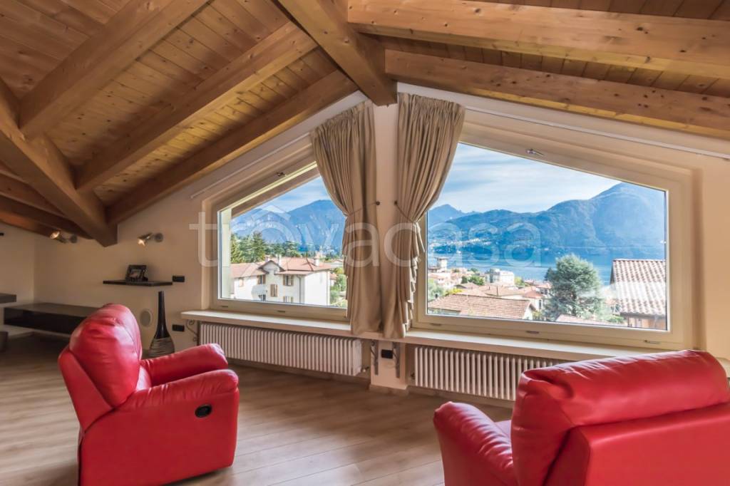 Villa in vendita a Tremezzina via 24 Maggio