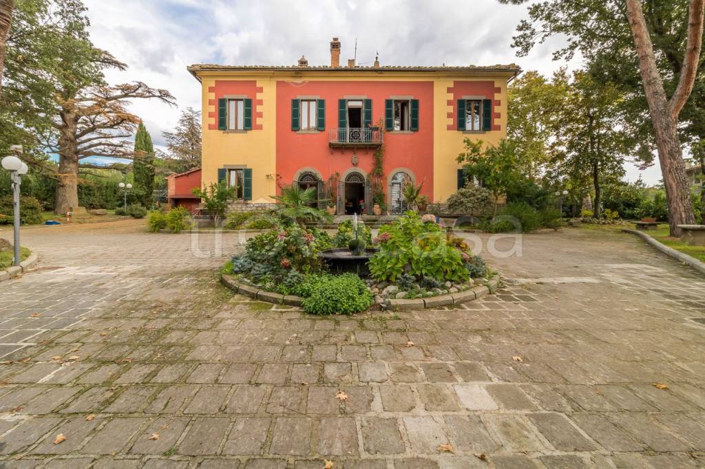 Villa in vendita a Viterbo strada Palanzana