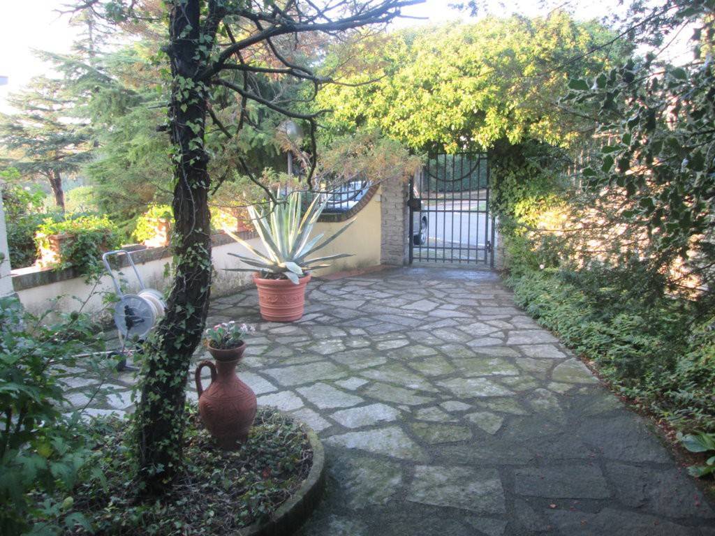 Villa Bifamiliare in vendita a Tagliolo Monferrato via Provinciale Ovada