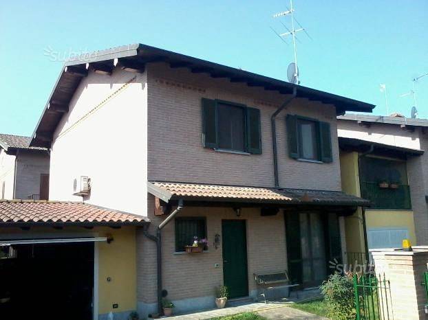 Villa in in vendita da privato a Linarolo via Gioacchino Rossini, 4