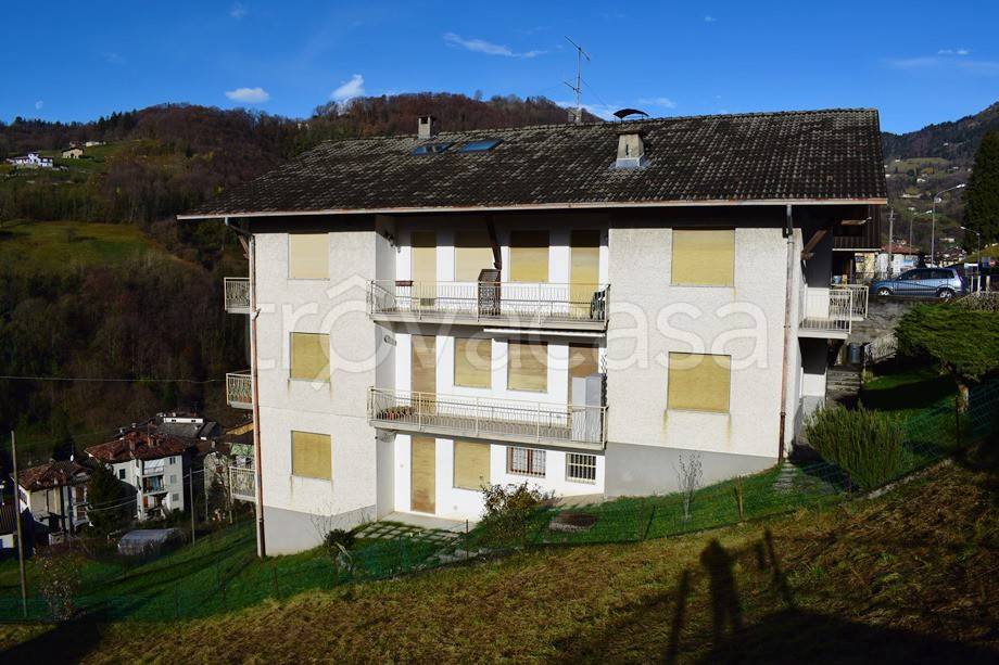 Appartamento in vendita a Serina via Divisione Tridentina