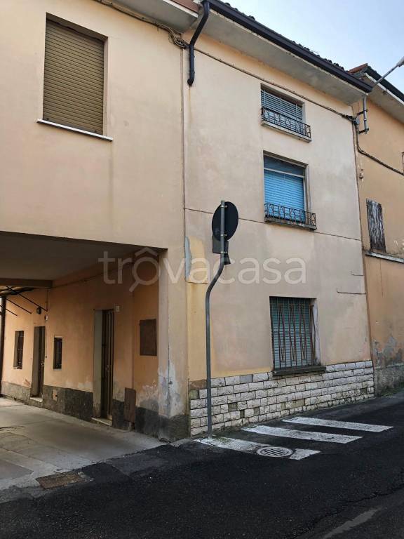 Casa Indipendente in vendita a Verolanuova via Edmondo De Amicis